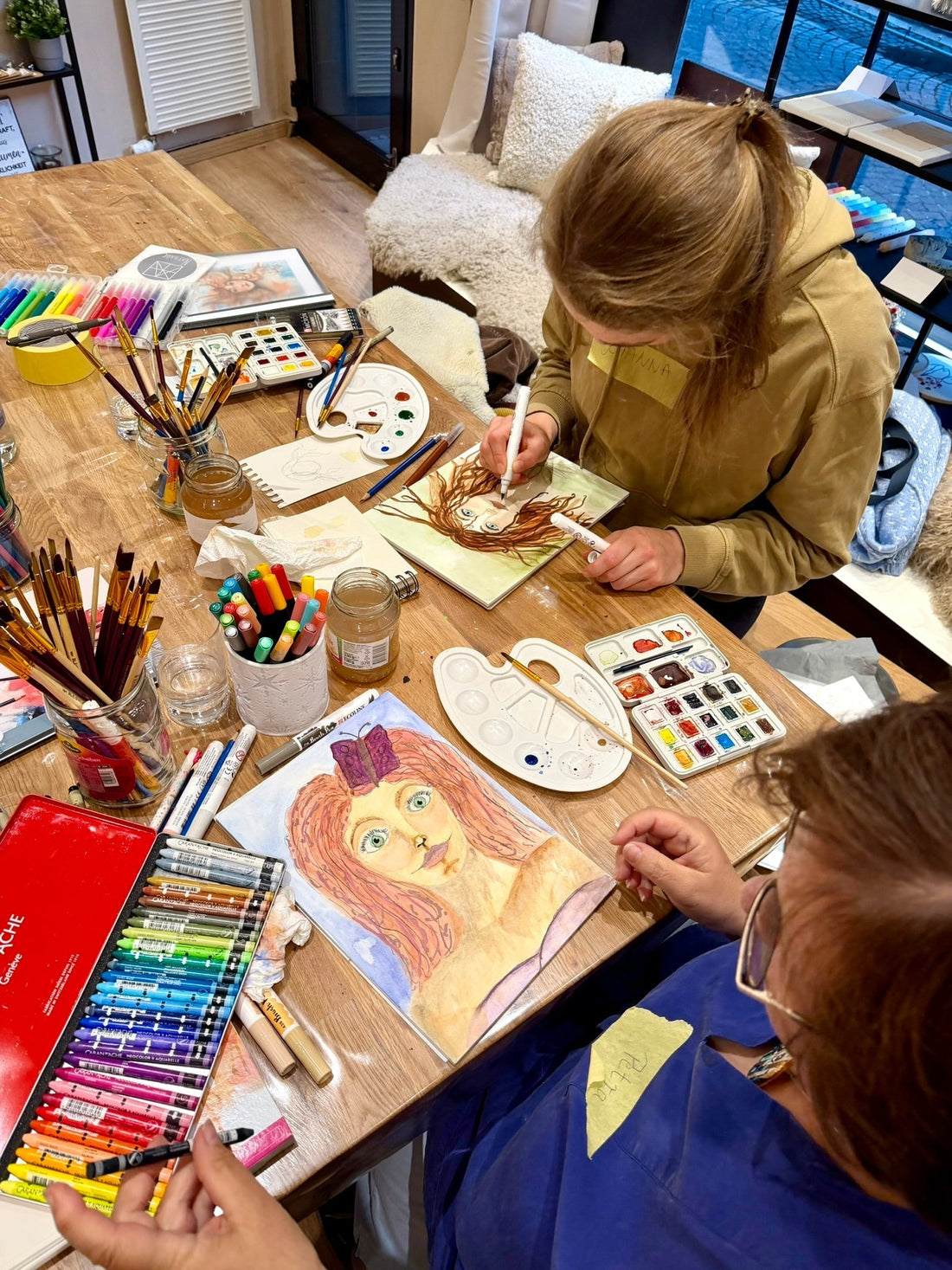 Gesichter zeichnen lernen: Dein Workshop für abstrakte Portraits in Mixed Media in Trier und online